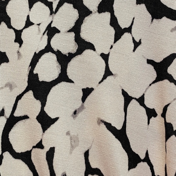 Diane von Furstenberg Silk Knit Patterned Dress US sz 4 - Picture 10 of 10